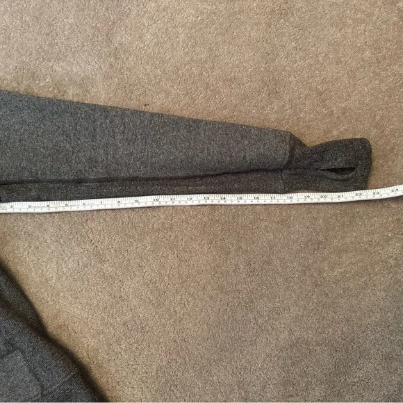 Lululemon Scuba Hoodie - Picture 5 of 6